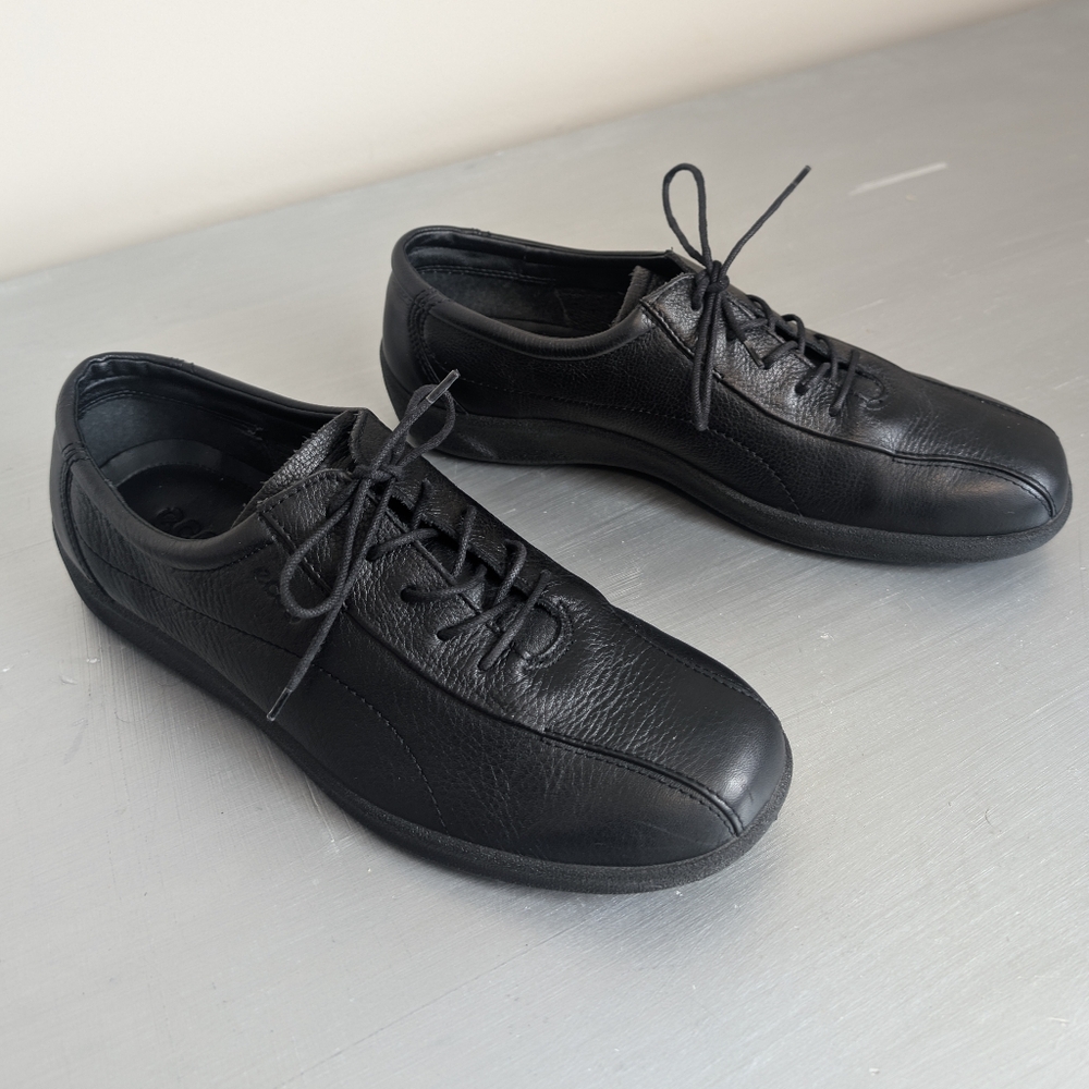 ecco super soft confort Leather  Sneaker women Sz 42 Eur